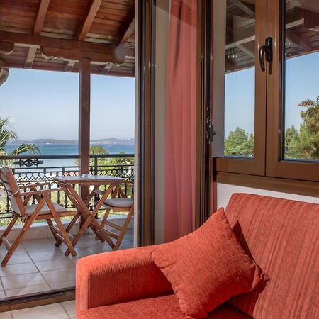 אואוראנואופולי Pyrgos Hotel מראה חיצוני תמונה