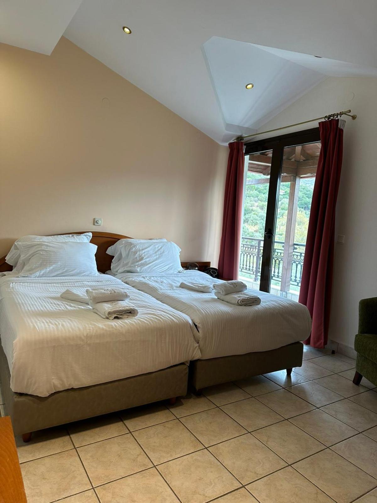 אואוראנואופולי Pyrgos Hotel חדר תמונה