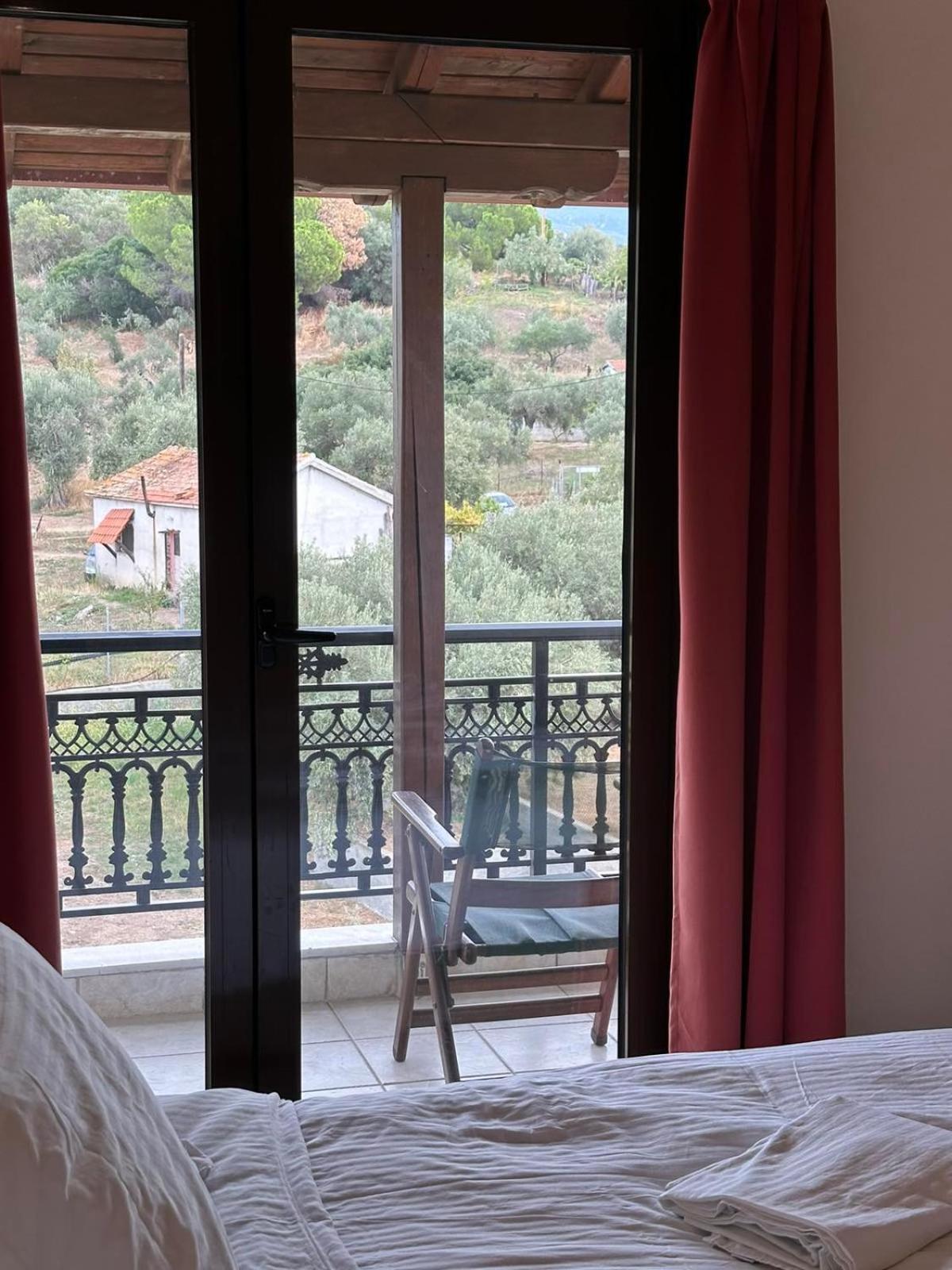 אואוראנואופולי Pyrgos Hotel חדר תמונה